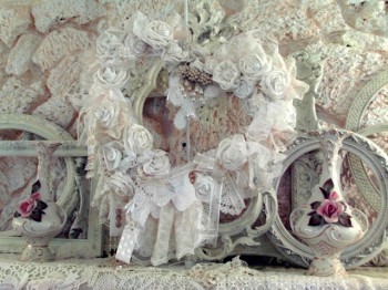 Penny - Romantic Mantle